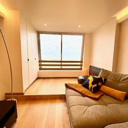 Acamar, En Front De Avec Parking Privee 아파트