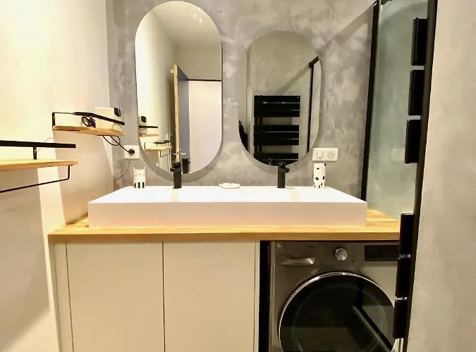 Acamar, En Front De Avec Parking Privee Lägenhet